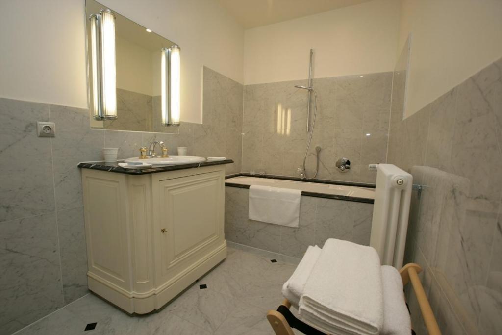 Hotel au Soldat de l'An Deux Phalsbourg Chambre photo